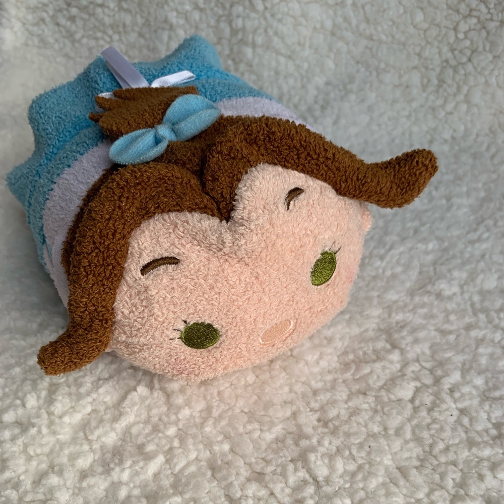 Disney Beauty and the Beast Belle Tsum Tsum Plush Musical 🌹